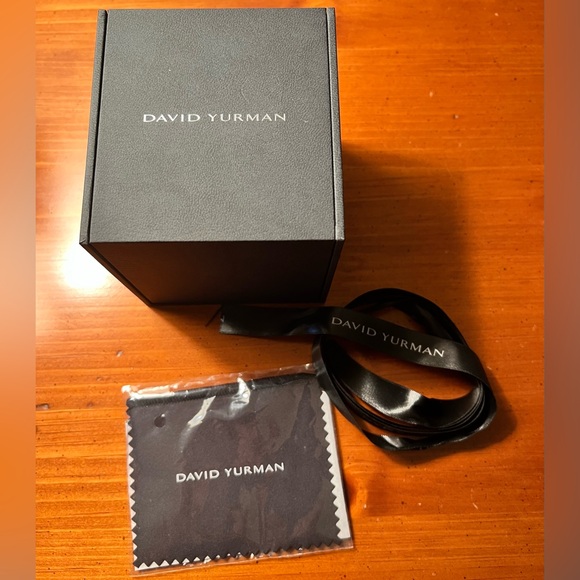 David Yurman 20” Wheat Chain and Silver 18k Gold Sculpted Cable Enhancer - Picture 6 of 10